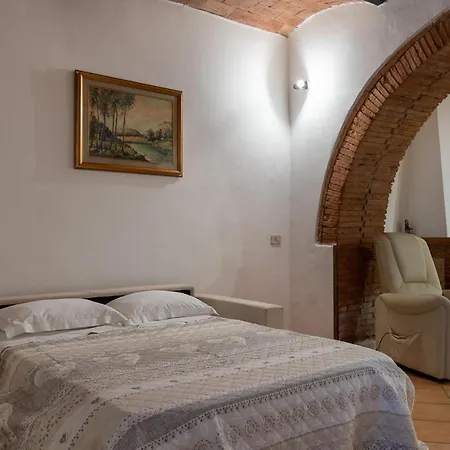 Enchanting Flat With Patio In Abbadia A Isola *