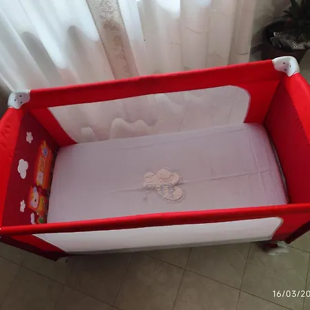 Enchanting Flat With Patio In Abbadia A Isola Apartament Monteriggioni