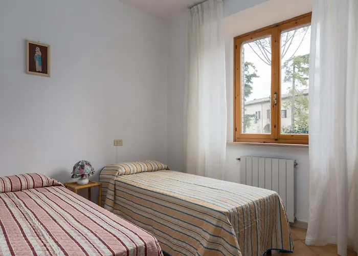 Apartament Enchanting Flat With Patio In Abbadia A Isola Monteriggioni