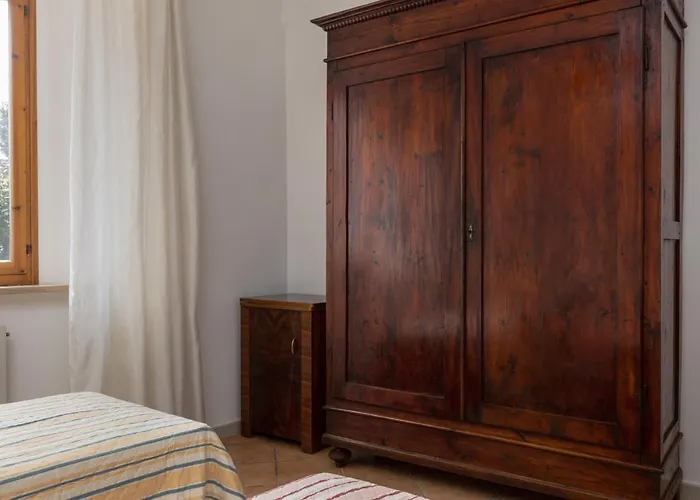 Apartament Enchanting Flat With Patio In Abbadia A Isola *